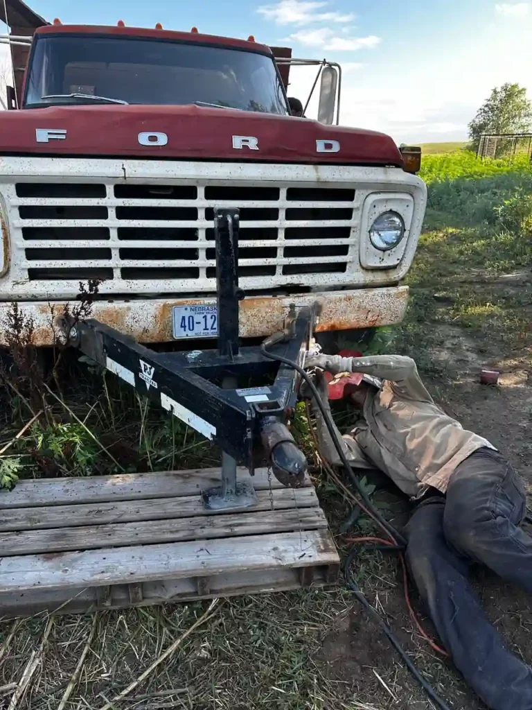 welding a trailer hitch